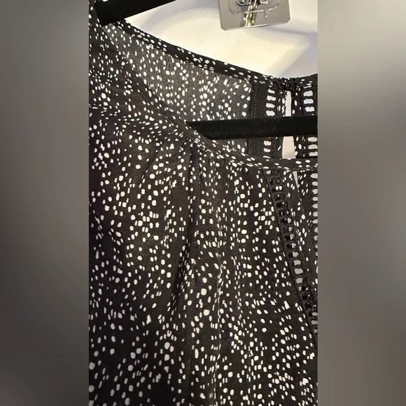 NWT Greylin Anthropologie Silk Sleeveless Top Black & White Small - Picture 6 of 7